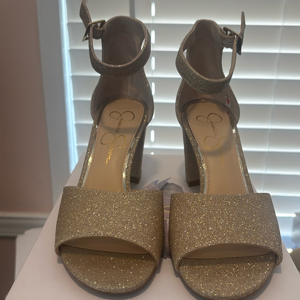Jessica Simpson Gold Glitter Women's Heels